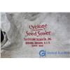 Image 4 : Cyclone Seed Sower