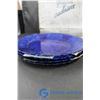 Image 5 : Bean Pot & 4 Blue Glass Dinner Plates