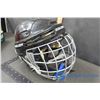 Image 4 : Size Small Bauer Hockey Helmet w/Cage