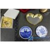 Image 2 : Assorted Household Decor & Tins