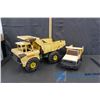 Image 1 : (2) Tonka Dump Trucks