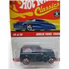 Image 5 : LOT OF 5 HOT WHEELS TOY CARS (1963 T-BIRD, 1940'S WOODIE, 2 X ANGLIA PANEL TRUCK, 1956 FORD F100)
