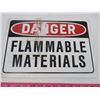Image 2 : LOT OF 2 SIGNS (DANGER FLAMMABLE MATERIALS) *PLASTIC* (10" X 14")
