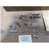 Image 5 : SEWING MACHING (VINTAGE) *ELECTRIC* (COMES WITH EXTRA FEET AND ACCESSORIES) *WITH BOX* (ORIGINAL MAN