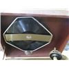 Image 4 : RECORD PLAYER (VINTAGE) *RCA, IN CASE* ( INCLUDES RECORD)
