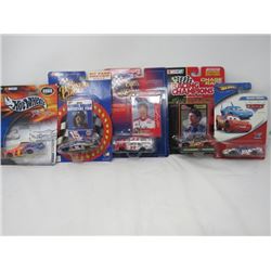 LOT OF 5 NASCAR AND HOTWHEEL TOYS (DIE CAST) *FROSTED FLAKES 2002, VALVOLINE, MICHEAL WALTRIP, CHASE