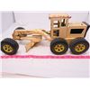 Image 1 : TONKA STEEL ROAD GRADER (1960'S)