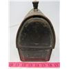 Image 2 : ANTIQUE METAL LUNCH PAIL