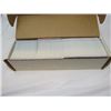 Image 2 : BOX OF BASEBALL CARDS