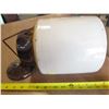 Image 3 : 1 GALLON WHISKEY JUG AND PICKLE CROCK