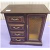 Image 1 : MUSICAL JEWELLERY BOX