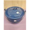 Image 1 : BLUE ENAMEL COOKING POT WITH LID