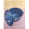 Image 2 : BLUE ENAMEL COOKING POT WITH LID
