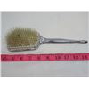 Image 7 : COMB AND BRUSH "DRESSER SET" *MISSING COMB AND MIRROR* (COMES IN ORIGINAL PACKAGING)