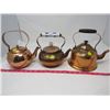 Image 1 : LOT OF THREE BRASS TEA POTS