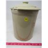 Image 1 : 1 GALLON CROCK W/ LID *CHIPS AND IMPERFECTIONS*