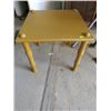 Image 1 : SMALL TABLE