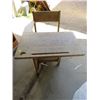 Image 1 : DESK