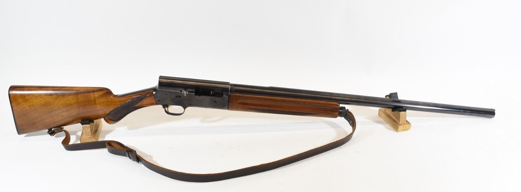Browning Auto 5 Sweet 16 Shotgun Landsborough Auctions Browning Auto 5 Sweet 16 Shotgun Landsborough Auctions