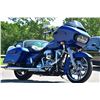 Image 2 : FRIDAY NIGHT 2016 HARLEY DAVIDSON ROAD GLIDE