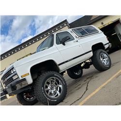 1990 CHEVROLET BLAZER K5 4X4