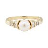 Image 2 : 0.20 ctw Diamond and Pearl Ring - 14KT Yellow Gold