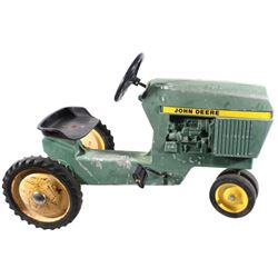 John Deer Metal Pedal Tractor Riding Toy