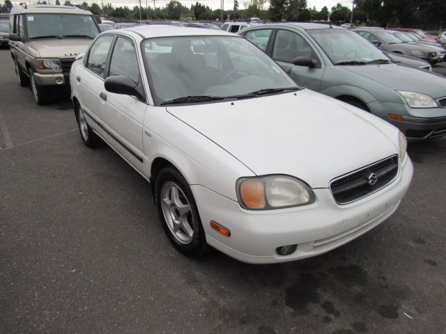 Suzuki esteem 2000