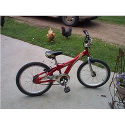 JOHNATHON'S BIKE- SCHWINN 2006 26INCHES- RED WITH FLAME