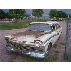 1957 FORD COUNTRY SEDAN WAGON, 4DR STATION WAGON,