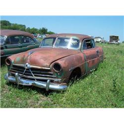 1950 HUDSON 2DR, COMPLETE, INTERIOR BAD, HAS RUST