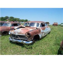 1950 HUDSON 2DR, COMPLETE, INTERIOR BAD, HAS RUST