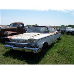 1959 FORD GALAXIE 4DR HT, COMPLETE, INTERIOR BAD,