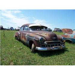 1949 CHEVROLET 4DR, COMPLETE, INTERIOR BAD, HAS R