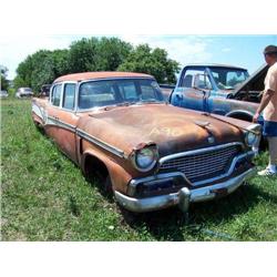 1956 STUDEBAKER PRESIDENT, 4DR, RED AND WHITE, CO