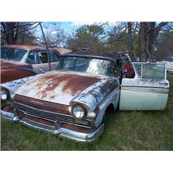 1957 FORD FAIRLANE 4DR HT