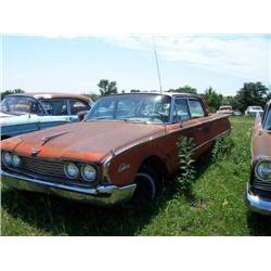FORD GALAXIE 4DR FOR PARTS-ROD RESTORE