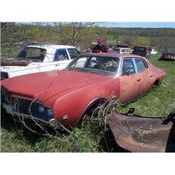 1970'S OLDSMOBILE CUTLASS 4DR-DERBY CAR