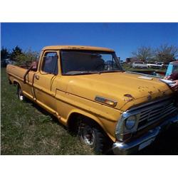 1972 FORD F-250 PICKUP
