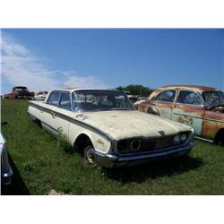 FORD GALAXIE 4DR POST, YELLOW, COMPLETE, INTERIOR