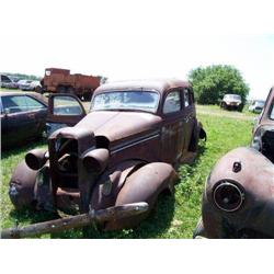 1938 DODGE BROTHERS, 4DR SUICIDE, BUMPERS INSIDE,