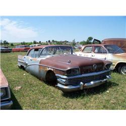 1958 BUICK 4DR HT, INTERIOR BAD, COMPLETE, RUST I