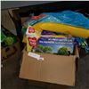 Image 3 : KIDS SLIME TOYS, BUBBLE MACHINES, AND INFLATABLES