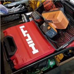 RIDGID CHARGER AND BATTERIES W/ HILTI VC 20/40 KIT