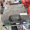 Image 2 : BOSTICH COIL NAILER