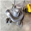 Image 2 : BLACK AND DECKER ELECTRIC LAWNMOWER AND GARDEN SPREADER