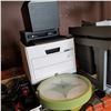 Image 1 : RCA STEREO AND 2 CLOCKS