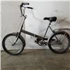 Image 2 : SILVER NO-NAME FOLDING BIKE