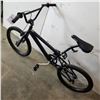 Image 3 : BLUE XGAMES BMX BIKE