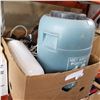 Image 1 : BOX OF MARINE AND ROPE